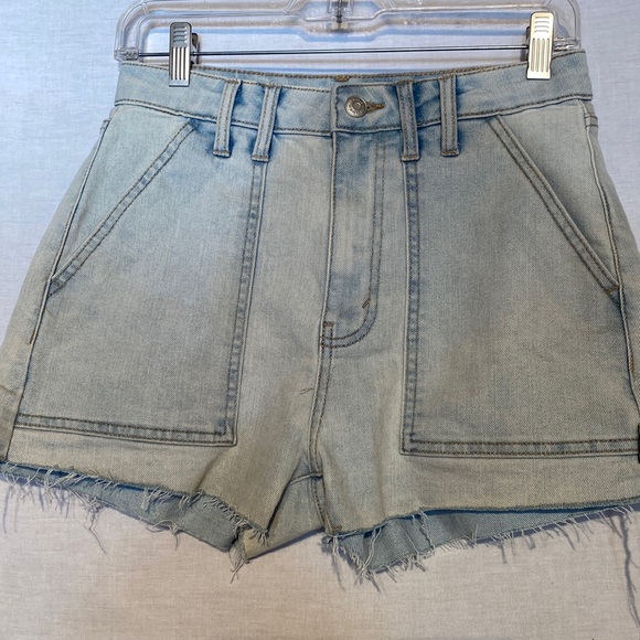 Wild fable high rise short